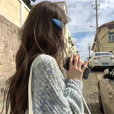 修学旅行时被分进了合不来的组